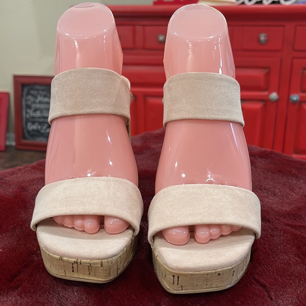 Charles By Charles David Platform Size 7.5m - image 2